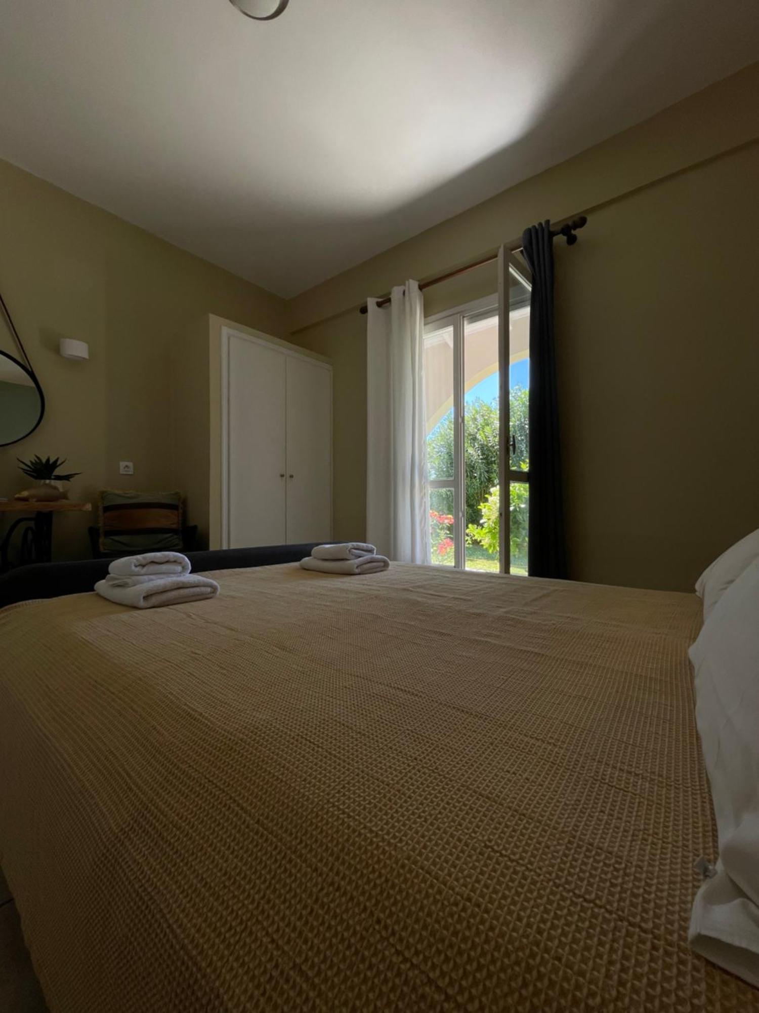 Sirios Apartment อาคาราวี ภายนอก รูปภาพ